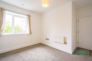 Photo 35- click for photo gallery